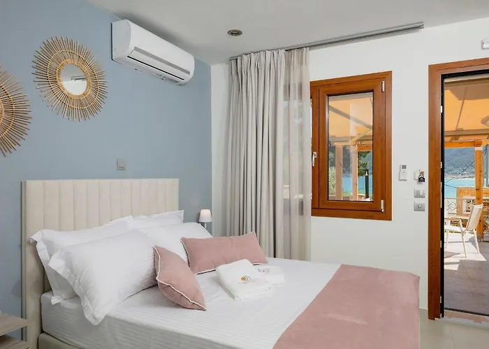 Kastrinos Maisonettes Ξενοδοχείο με διαμερίσματα 4*