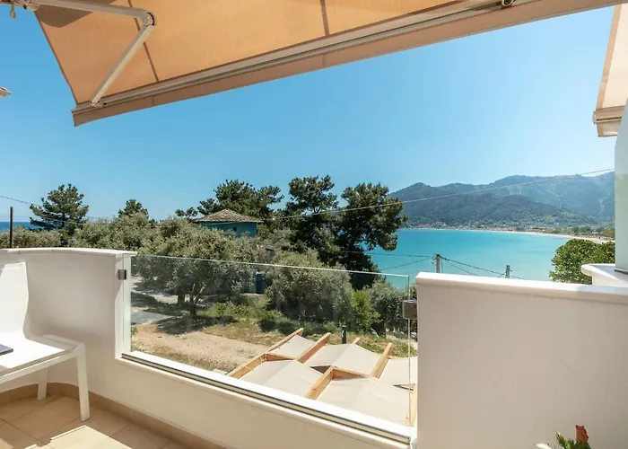 Ξενοδοχείο με διαμερίσματα Kastrinos Maisonettes 4*