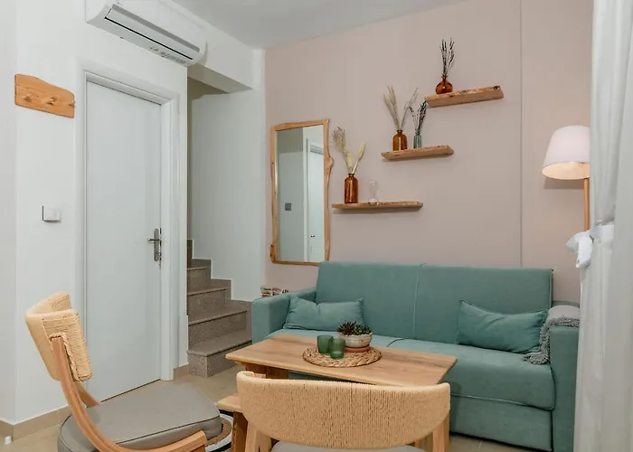 Ξενοδοχείο με διαμερίσματα Kastrinos Maisonettes 4*