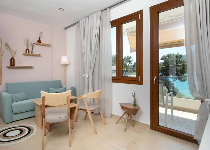 Kastrinos Maisonettes 4* Σκάλα Ποταμιάς
