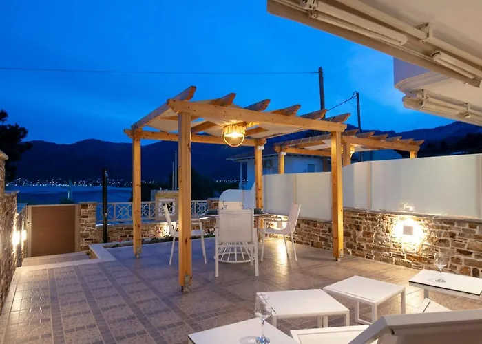 Kastrinos Maisonettes Ξενοδοχείο με διαμερίσματα 4*