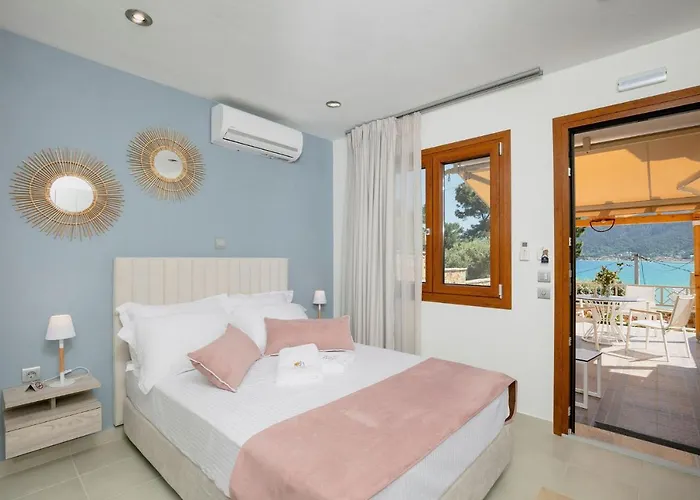 Ξενοδοχείο με διαμερίσματα Kastrinos Maisonettes 4*