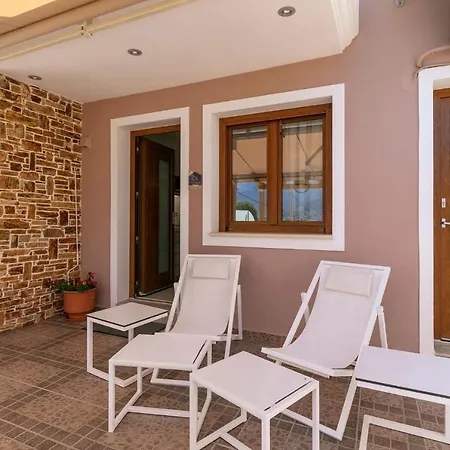 מלון דירות Kastrinos Maisonettes