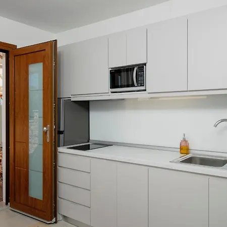 Kastrinos Maisonettes アパートホテル